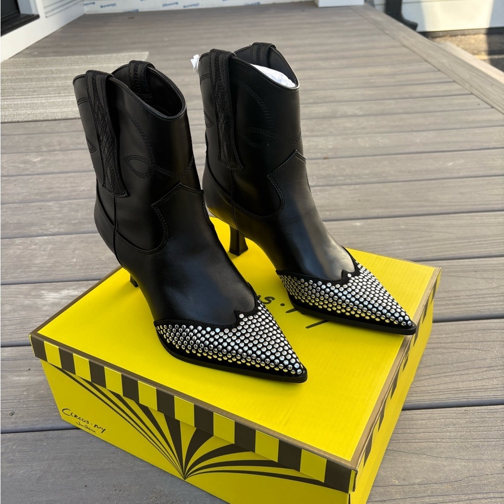 Circus by Sam Edelman Women’s Black Studded Heeled Boots size 7 New